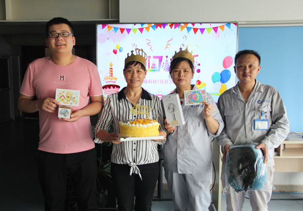 388vip太阳集团7月员工生日会&mdash;&mdash;分享幸福，共享甜蜜。