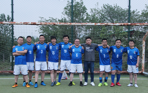 388vip太阳集团2019年足球友谊赛圆满结束