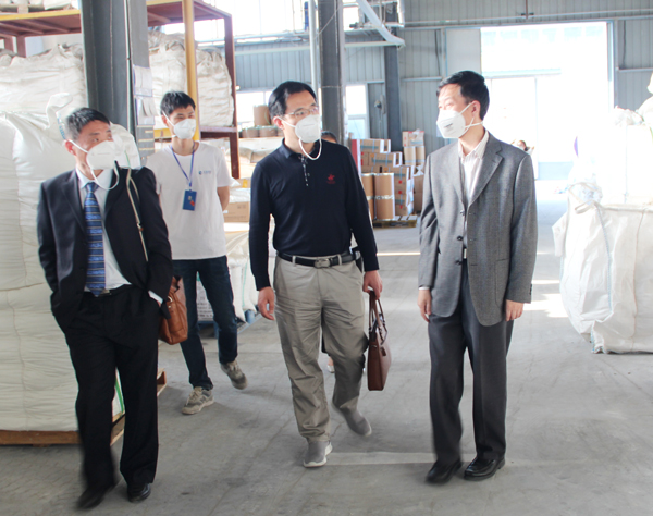 热烈祝贺388vip太阳集团&ldquo;年产10000m3SCR脱硝催化剂生产项目&rdquo;顺利通过验收！