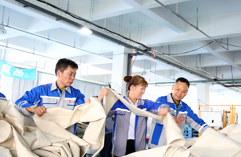 真体验才有真感悟&mdash;&mdash;新站高新区总工会到388vip太阳集团开展&ldquo;当一周工人&rdquo;活动