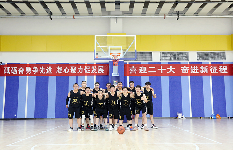 新站高新区第十届篮球比赛激情开赛 388vip太阳集团迎来开门红